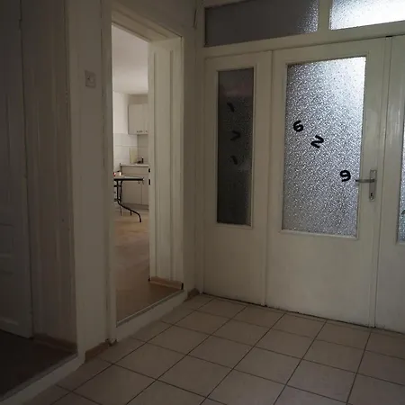 Oh Apartment *
